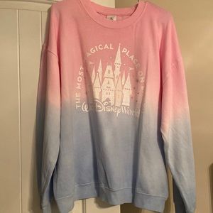 NEW with tag, Walt Disney World Sweatshirt size Large